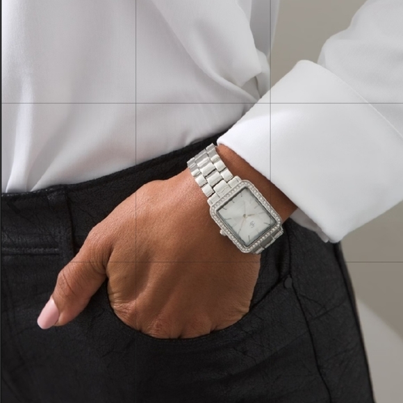 ๐Beautiful CHICO'S silver tone LADY'S brand new WATCH - Picture 5 of 5